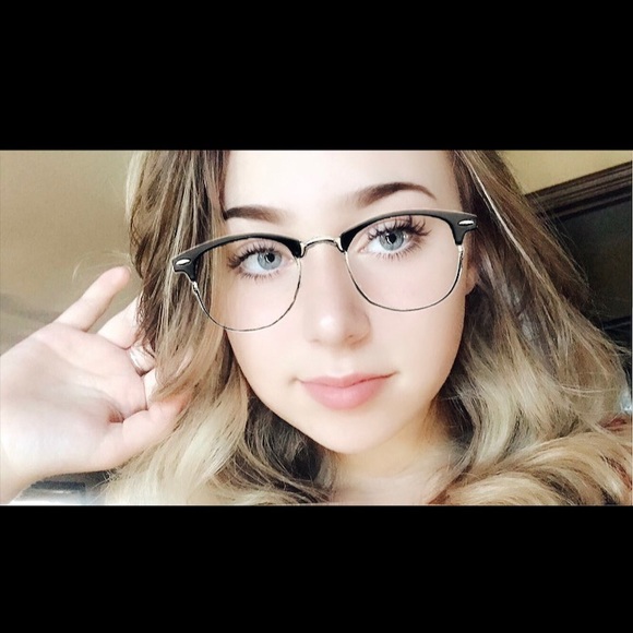 Meet your Posher, Savhaunna - Picture 5 of 5